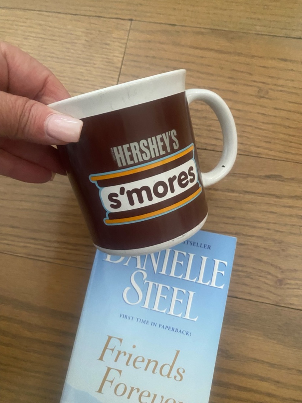 Hershey's S'mores Ceramic Mug - Brown & White & book